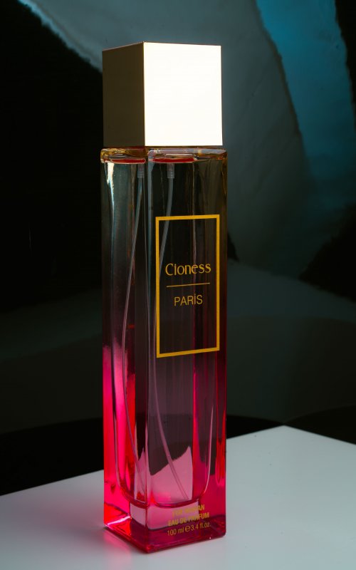 Cioness Paris