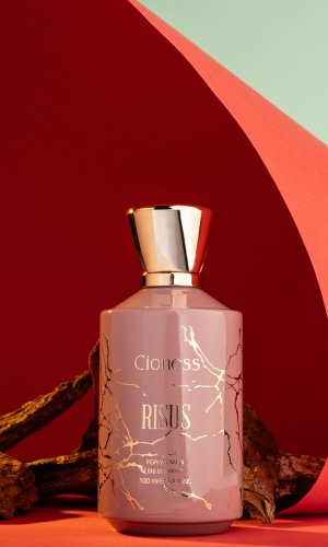Cioness Rısus